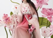 Modernizing Traditional Chinese Attire for a Summer Casual Look