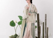 Childrens Hanfu Yajin Pendants:A Glimpse into Traditional Chinese Fashion