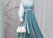 Chinese Childrens Hanfu New Years Celebration Costumes:A Blend of Tradition and Modernity