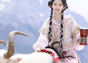 The Red Horseface Skirt:A Traditional Wedding Dress in Chinese Culture