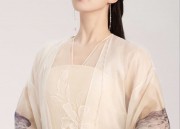 Pure Color Cheongsam:A Short and Stylish Revolution