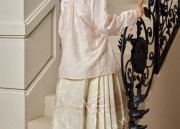 Red Traditional Chinese-Style Horseface Skirt for Big Kids