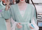 Elegant Xiaoxiang Style Qipao Set:A Blend of Tradition and Modernity