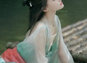 Lotus Beauty in a Cheongsam Skirt:The Ode to the Blooming Orchid