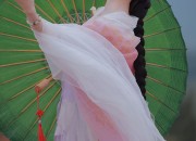 The Enigma of the Nine-Tailed Fox in Hanfu Fashion:A Tale of a Unique Femme