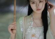 Red Mini-Size Cheongsam:Embracing the Elegance of a Tiny Frame