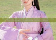 The 14-Year-Old Middle School Student and the Charm of Hanfu,a Traditional Chinese Dress