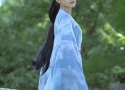 Elegant Cheongsam Cardigans with Open-Front Coats:A Look into High-End Fashion