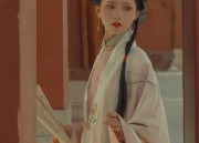 Traditional Elegance:A Little Girls First Birthday Celebration in Tang-Style Dress