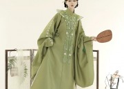 Childrens Cheongsam Shoes:A Peek into the Traditional Chinese Fashion