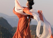 Neo-Classical Calligraphy and the Charm of Ma mian Qun:The Revival of Chinese Cultural Elegance