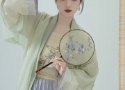 Chinese-Style Girls Dress:The Charm of Cheongsam Skirts