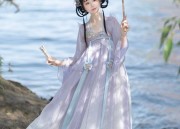 The Elegance of High-End Cheongsam Blouses:A Closer Look into the Traditional Beauty