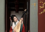 Embracing the Elegance of Cheongsam-Style Long Gowns:A Journey in Fashion and Fitness