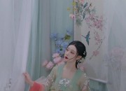 Plus Size Cheongsam for 300-pound Women in Winter:Fashion and Comfort for All Body Types