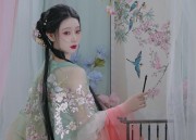 醋酸面料旗袍，传统与时尚的完美融合