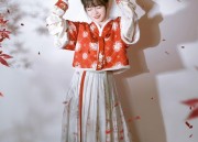 Ancient Chinese Childrenswear:The Enchanting Fairy Dress of Hanfu Style