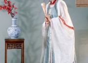 Embracing the Elegance of Cheongsam-Inspired Earrings