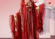 The Charm of Mini-Length Horseface Skirt for Petite Figures