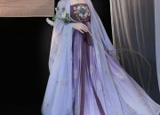 The Splendor of Ming-Style Hanfu in White