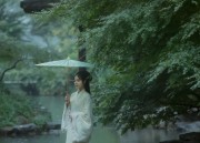 The Splendor of Hanfu:Childrens Girls Horseface Skirt and its Cultural Significance