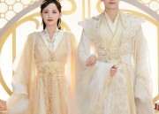 The Enchantment of Traditional Chinese Clothing at Tanxiang Pavilion