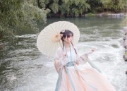 汉服初中生 微胖