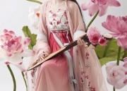 Korean Schoolgirls Embracing Traditional Chinese Hanfu Fashion and Its Impact on Elementary Students