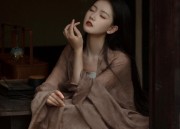 The Rise of Qipao Fashion:Neo-Chinese Style with a Blend of Acetic Elegance