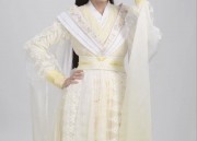 Plus Size Fashion:Winter and Autumn Qipao for Curvier Women