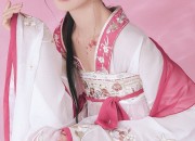 A Girls Hanfu Cheongsam Set:Embracing Traditional Elegance in Modern Times
