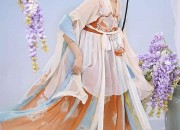 The Splendor of Hanfu Wedding:The Crown of Phoenix Headdress