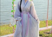 The Little Girl in Traditional Chinese Hanfu:A 10-Year-Olds Journey into Cultural Elegance