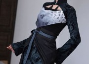 Winter Elegance of the Plump Qipao Lady