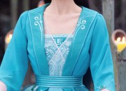 Embracing the Elegance of Cheongsam and High Heels:A Journey into Wide-foot Fashion