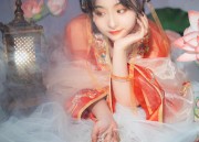 Splendid Splendor of Spring in Jiangnan:The High-End Cheongsam as a Cultural Icon