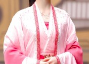 Elegant Girlhood:The Allure of Traditional Hanfu for Little Girls