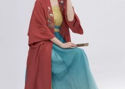 Little Girls in Traditional Hanfu Skirt:The Charm of Ancient Elegance