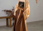 Exploring the New 2024 Cheongsam Design:The Outer Robe Reimagined