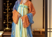 Traditional Chinese Cultural Childrenswear:The Horseface Skirt Set with its Merits