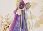 The Evolution of Gradient Colors in Traditional Chinese Hanfu Skirt