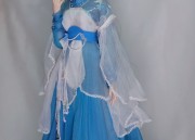 Revival of Song-era Hanfu Costumes:Unraveling the Threads of Traditional Elegance