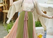 Childrens Dragon Year Horse-Face Skirt:A Blend of Tradition and Fashion