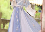 Trendy Summer Hanfu Costumes for 12-Year-Old Girl:A Guide to Elegant and Comfortable Outfits