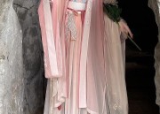 Enhancing the Fairy-like Charm of Hanfu through Innovations