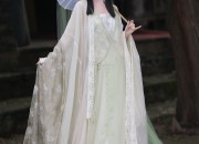 Chinese Retro-Inspired Tang-Style Dress for Women:A Blend of Tradition and Modern Elegance