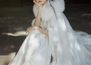 The Splendor of Traditional Chinese Hanfu Wedding