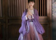 The Splendor of Chinese Cheongsam:A Cultural Icon of Elegance and Tradition