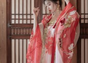 Princess in Hanfu at Age 9:A Fairy-like Enchantment