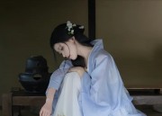Cloud-Clad Kids in Traditional Hanfu Fashion:The Story of Children in the Age of Elegant Robes
